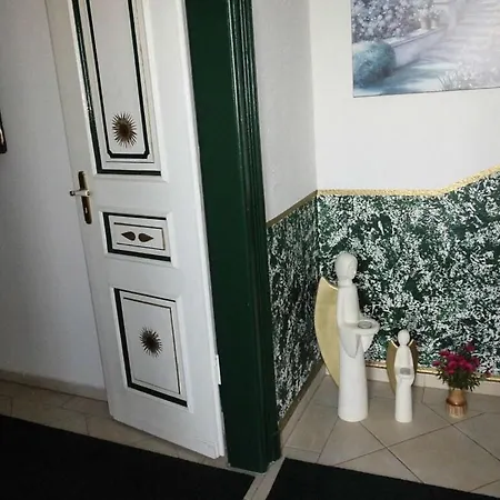 2 Norit Schlosser Comfortable * Heidenau (Saxony)