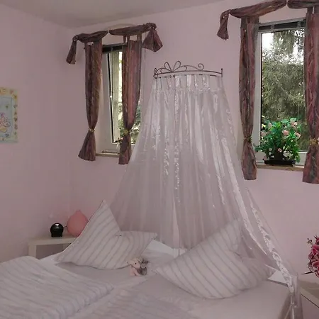 Holiday home 2 Norit Schlosser Comfortable Heidenau (Saxony)